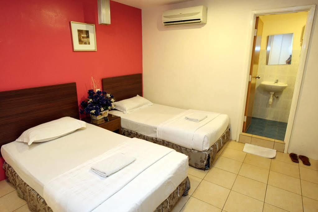Uptown Hotel Kajang Exterior photo